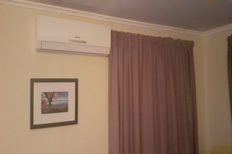 Photo of property in 4 Rosedale Place, Levin, 5510