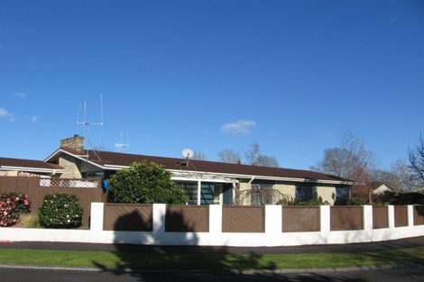 Photo of property in 2 Clements Crescent, Queenwood, Hamilton, 3210