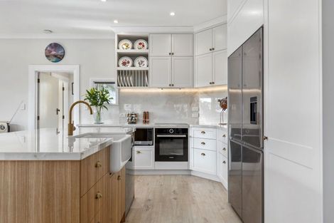 Photo of property in 17 Moreton Road, Carterton, 5713