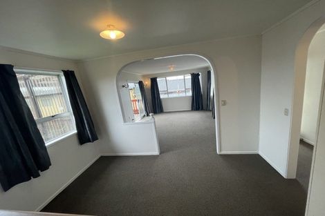 Photo of property in 3 Doone Place, Massey, Auckland, 0614