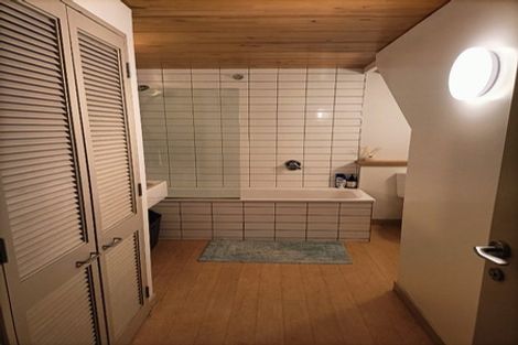 Photo of property in Stadium Garden Flats, 118/107 Thorndon Quay, Pipitea, Wellington, 6011