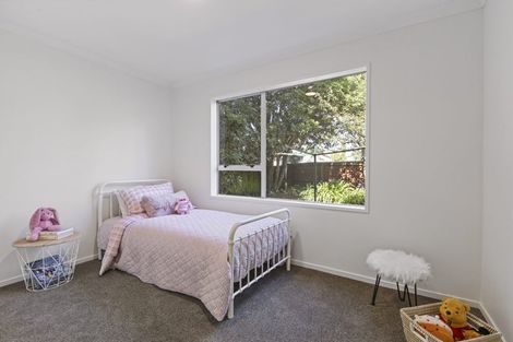 Photo of property in 11a Sequoia Place, Parklands, Christchurch, 8083