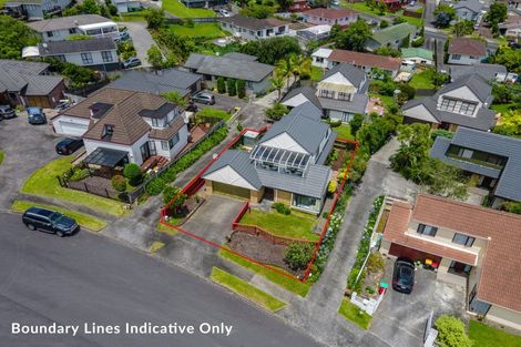 Photo of property in 5/7 Eske Place, Highland Park, Auckland, 2010