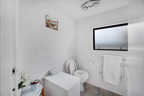 Photo of property in 19 Skudders Beach Road, Kerikeri, 0294