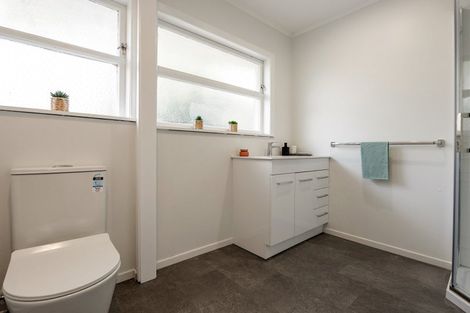 Photo of property in 3 Maynard Place, Temple View, Hamilton, 3218