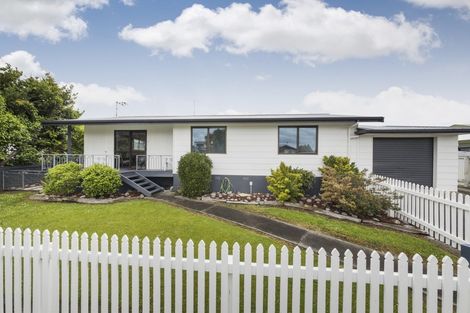 Photo of property in 15 Caroline Drive, Feilding, 4702