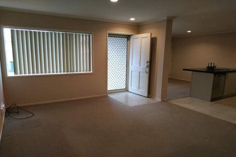 Photo of property in 17a Greenhaven Avenue, Opaheke, Papakura, 2113