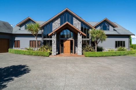 Photo of property in 121 Highland Drive, Acacia Bay, Taupo, 3385