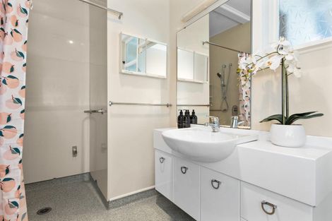 Photo of property in 80 Greenwood Road, Havelock North, 4130