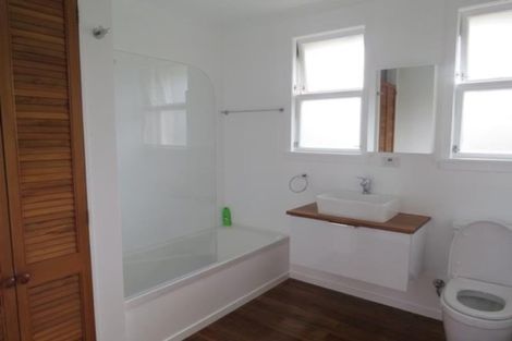 Photo of property in 68 Ngamotu Road, Spotswood, New Plymouth, 4310