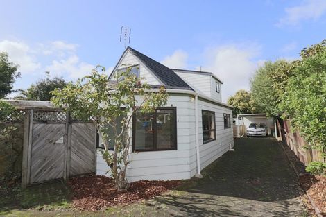 Photo of property in 1/5 Rosca Lane, Sunnyhills, Auckland, 2010