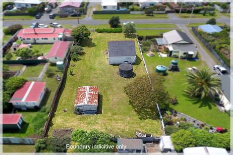 Photo of property in 16 Nuku Street, Tangimoana, 4822
