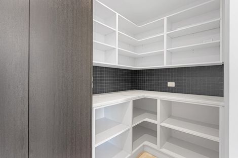 Photo of property in 5 Ligget Place, Woodend, 7610