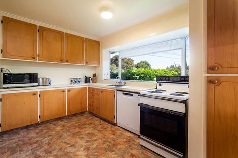 Photo of property in 18 Ilfracombe Place, Burnside, Christchurch, 8053