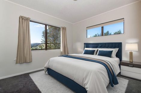 Photo of property in 22 Albatross Close, Whitby, Porirua, 5024