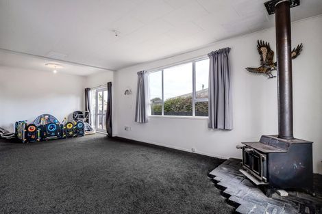 Photo of property in 15a Queens Road, Glen Avon, New Plymouth, 4312