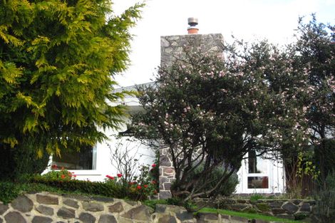 Photo of property in 6a Marion Street, Macandrew Bay, Dunedin, 9014