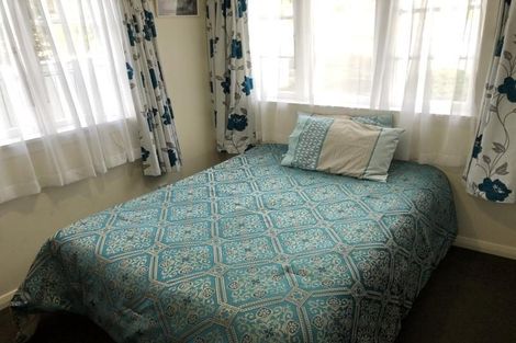 Photo of property in 11 Sinclair Street, Ebdentown, Upper Hutt, 5018