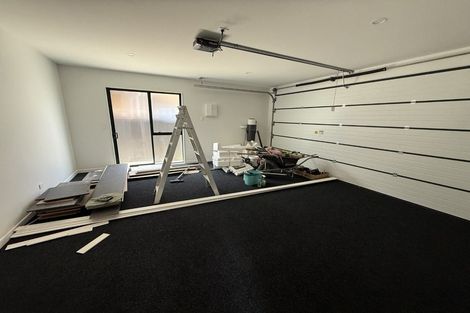 Photo of property in 21 Catalina Avenue, Rosehill, Papakura, 2113