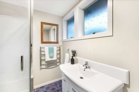 Photo of property in 14 Harriet Place, Spotswood, New Plymouth, 4310