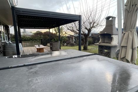 Photo of property in 1/2 Palm Court Drive, Glen Eden, Auckland, 0602