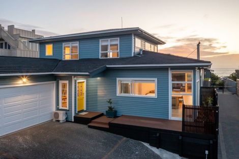 Photo of property in 30 Newry Road, Raumati Beach, Paraparaumu, 5032