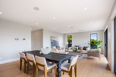 Photo of property in 40 Paparahi Place, Wainui, 0992