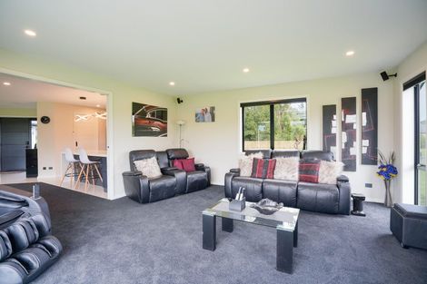 Photo of property in 171 Dunns Road, Otatara, Invercargill, 9879