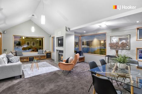 Photo of property in 17 Cornwall Street, Vauxhall, Dunedin, 9013