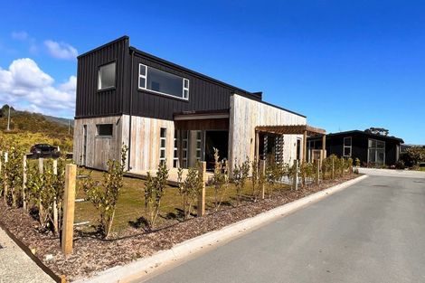 Photo of property in 4 Mirek Street, Waikanae, 5036