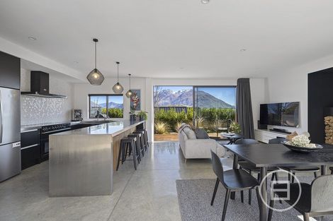 Photo of property in 9 Falconer Rise, Jacks Point, Queenstown, 9371