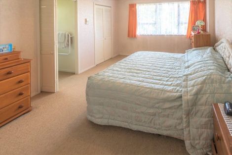 Photo of property in 3 Maugham Drive, Bucklands Beach, Auckland, 2014