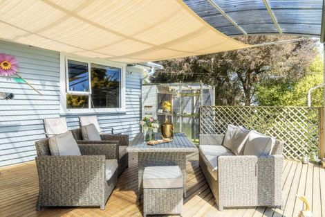 Photo of property in 33 Skerman Street, Marton, 4710