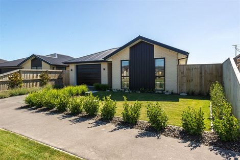 Photo of property in 21 Allied Road, Halswell, 8025