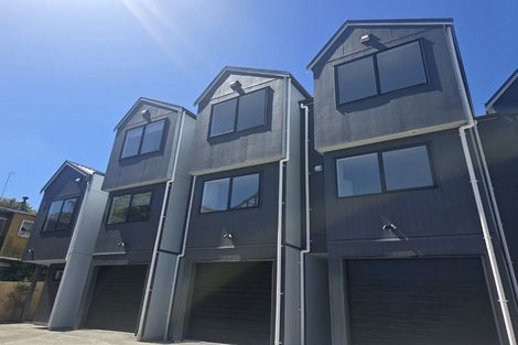 Photo of property in 2/11 Seymour Road, Sunnyvale, Auckland, 0612