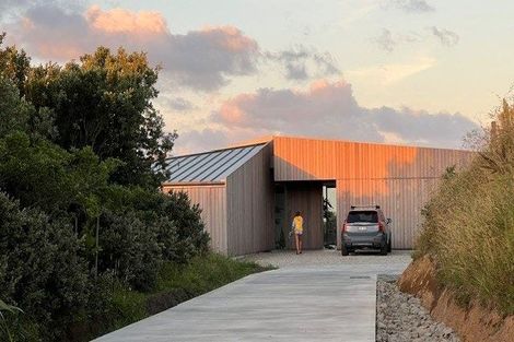 Photo of property in 20 Washer Road, Omata, New Plymouth, 4374