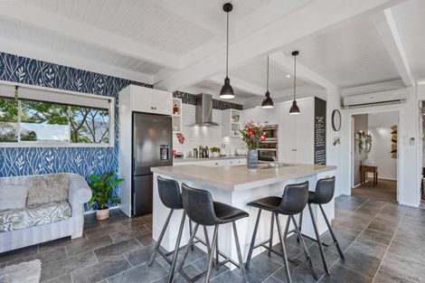 Photo of property in 65 Okura River Road, Okura, Albany, 0792