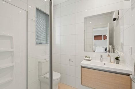 Photo of property in 23 Waituarua Drive, Takanini, 2112