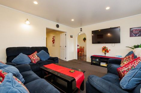 Photo of property in 115 Pacific Drive, Fitzherbert, Palmerston North, 4410