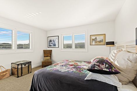 Photo of property in 26 Sandpiper Avenue, Point Wells, 0986