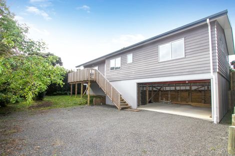 Photo of property in 29a Sylvan Crescent, Te Atatu South, Auckland, 0610