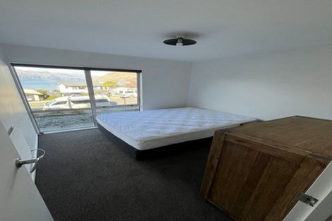 Photo of property in 46 Wynyard Crescent, Fernhill, Queenstown, 9300