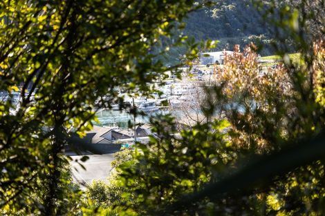 Photo of property in 5 Newgate Street, Picton, 7220