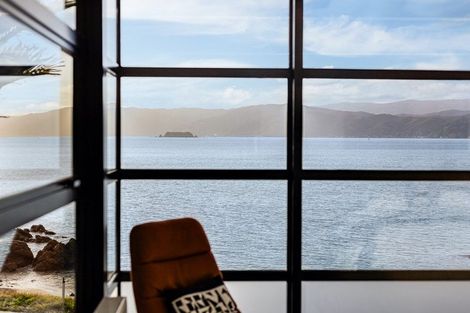 Photo of property in 377a Karaka Bay Road, Karaka Bays, Wellington, 6022