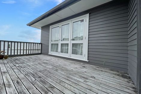 Photo of property in 95 Beazley Avenue, Paparangi, Wellington, 6037