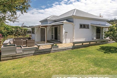 Photo of property in 186 Victoria Street, Coromandel, 3506
