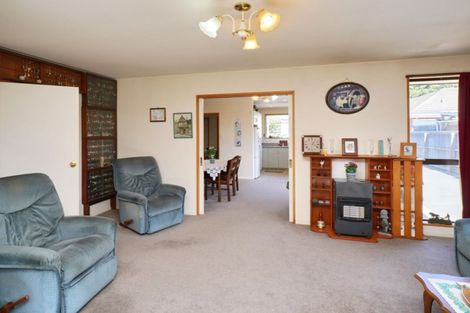 Photo of property in 2/58 Sawyers Arms Road, Northcote, Christchurch, 8052