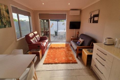 Photo of property in 2 Mutetai Road, Clarks Beach, 2122