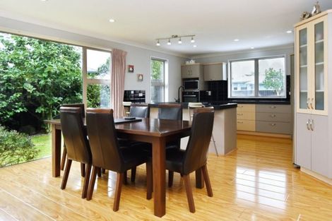 Photo of property in 23 Papaumu Green, Parklands, Christchurch, 8083