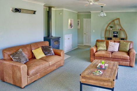 Photo of property in 916 Waiwhero Road, Ngatimoti, Motueka, 7196